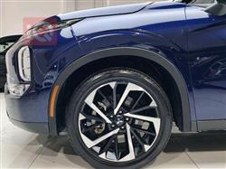 ميتسوبيشي اوتلاندر